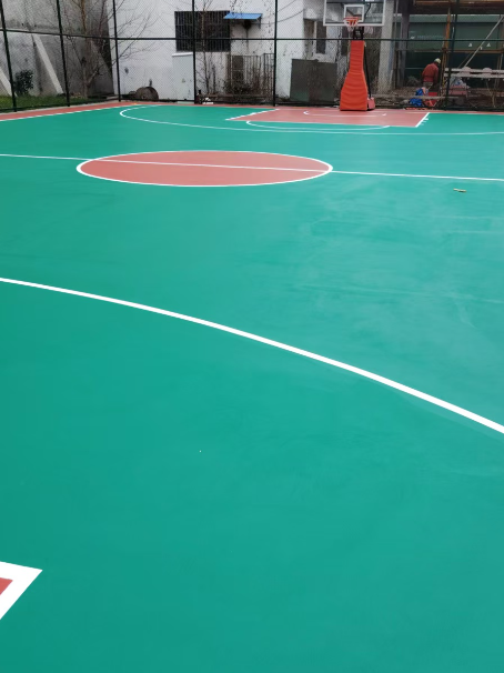 广饶 球场长期使用易出现地面开裂